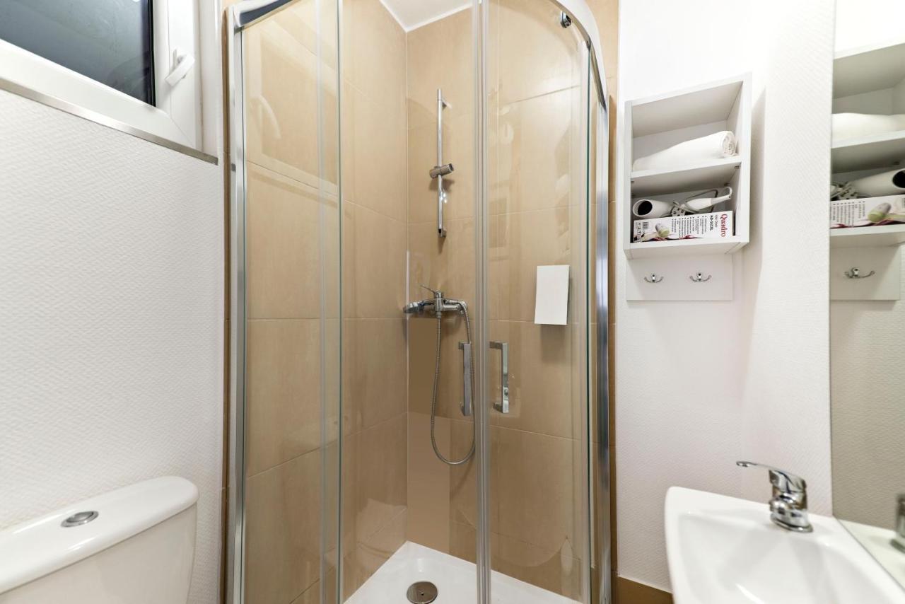 Mediteran Travel Mobile Homes Solaris Brodarica  Esterno foto