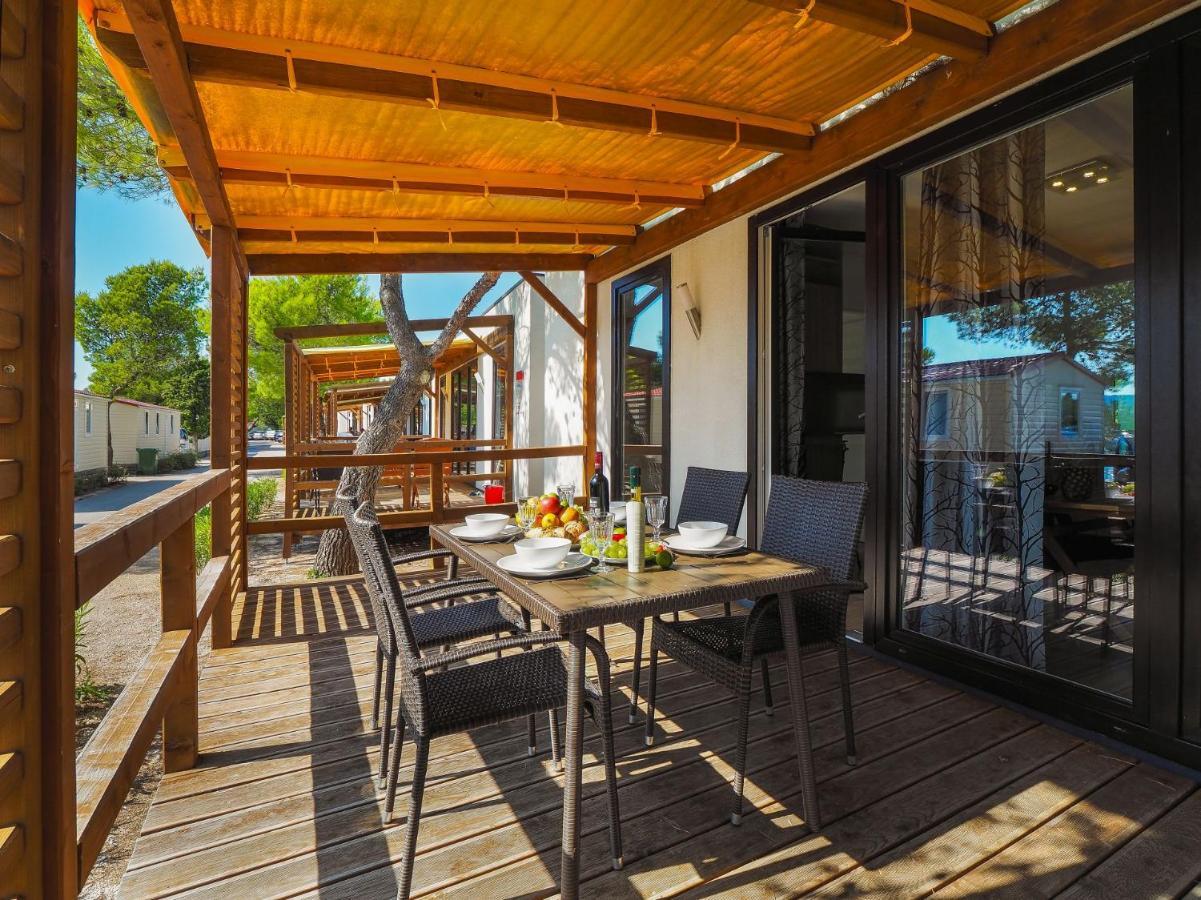 Mediteran Travel Mobile Homes Solaris Brodarica  Esterno foto